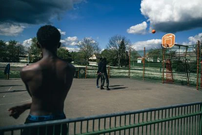 Le Pen despierta entusiasmo, pero en Châteaudun creen que al final ganará Macron