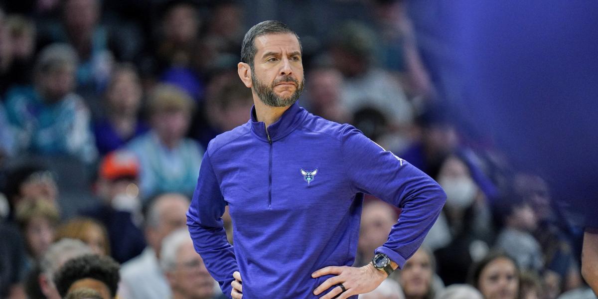 Los Charlotte Hornets despiden al técnico James Borrego