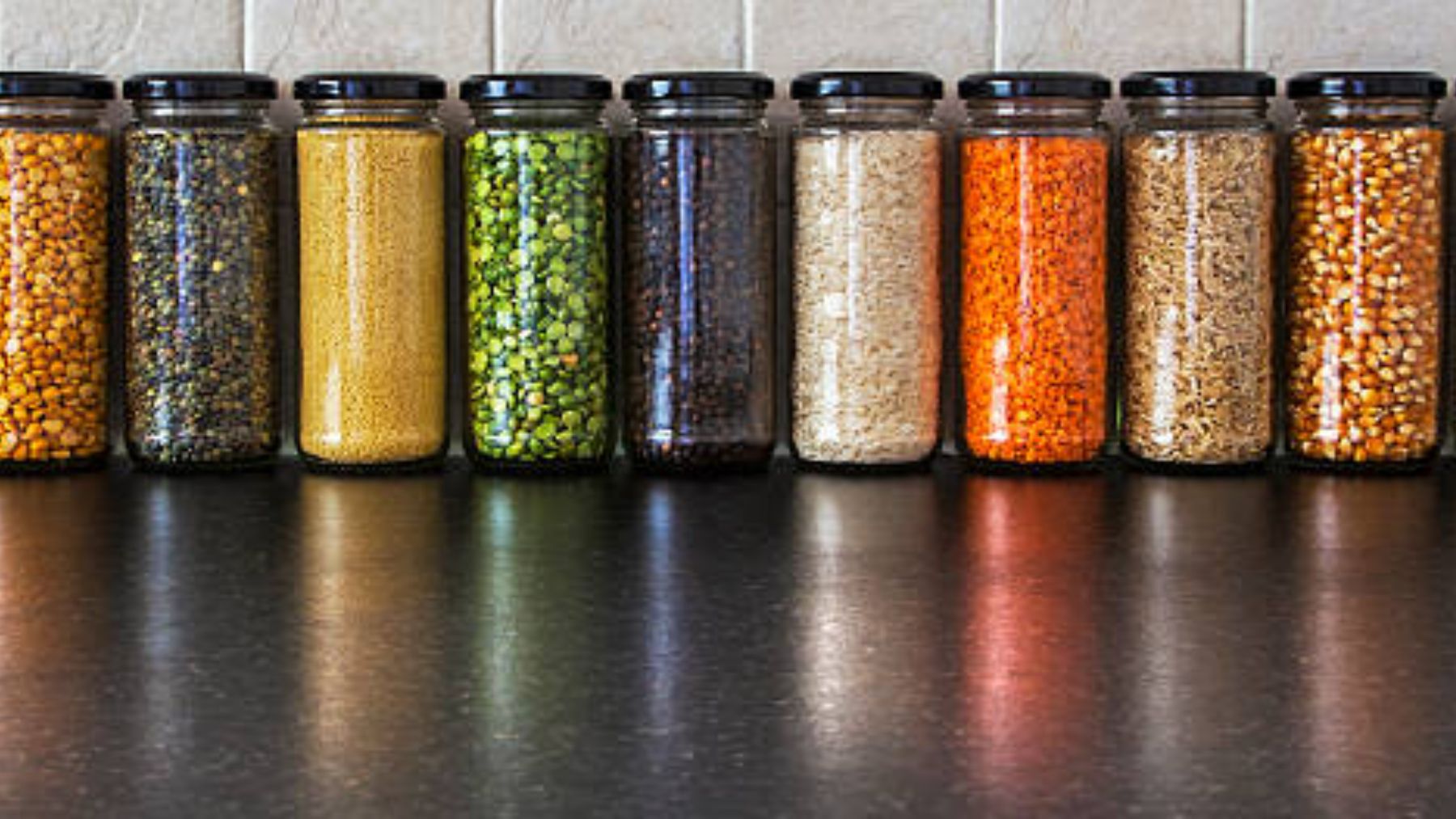 Los botes de especias esconden un truco que te va a hacer flipar