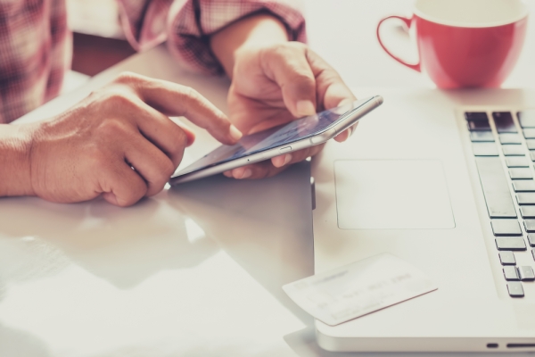 Los compradores en línea de EE. UU. ya gastaron $ 50 mil millones en noviembre, la temporada navideña está en camino por $ 143.7 mil millones