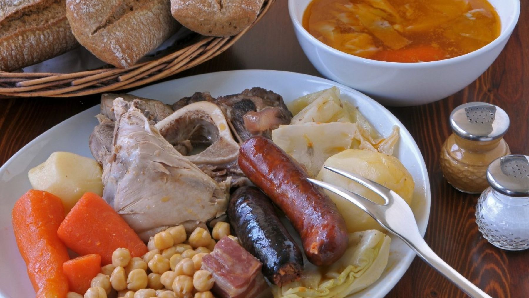 Los mejores restaurantes de Madrid para disfrutar del cocido madrileño