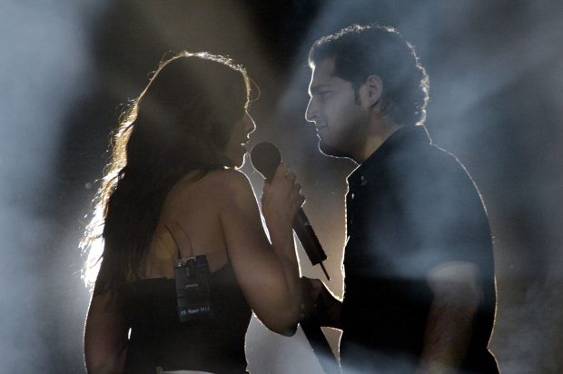 Manu Tenorio y Nuria Fergó en un concierto / Gtres