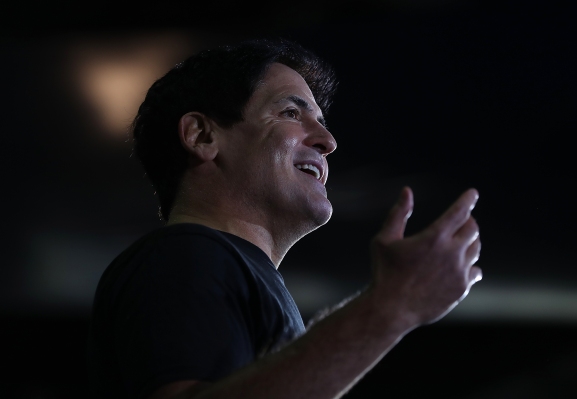 Mark Cuban: ‘Recaudar dinero no es un logro, es una obligación’