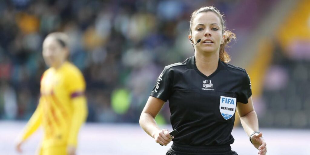 Marta Huerta de Aza, elegida como árbitra para la Eurocopa