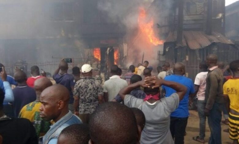 Más de 100 muertos y 150 heridos deja explosión en refinería ilegal de petróleo en Nigeria