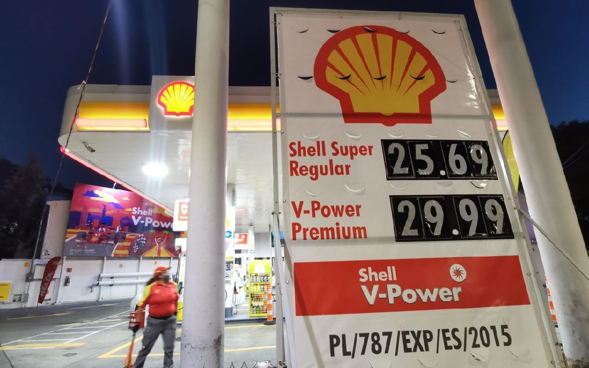 México suspende una semana subsidio a gasolina a lo largo frontera norte