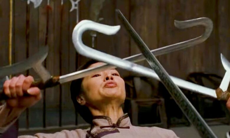 Michelle Yeoh pensó que la idea de la pelea de armas de Crouching Tiger era una broma