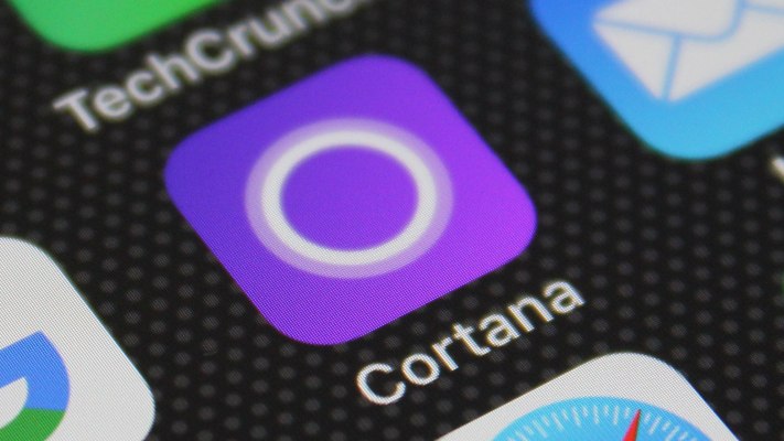 Microsoft modifica la política de privacidad para admitir que los humanos pueden escuchar el traductor de Skype y el audio de Cortana