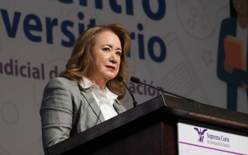 Ministra da suspensión para que FGR no entregue al INE la carpeta sobre Pío López Obrador