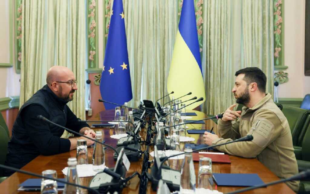 "No habrá paz sin justicia", dice Michel desde Borodyanka, Ucrania