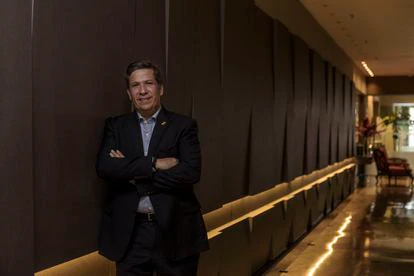 Rodrigo Lara Sánchez, fórmula vicepresidencial de 'Fico' Gutiérrez, este miércoles, en Bogotá.