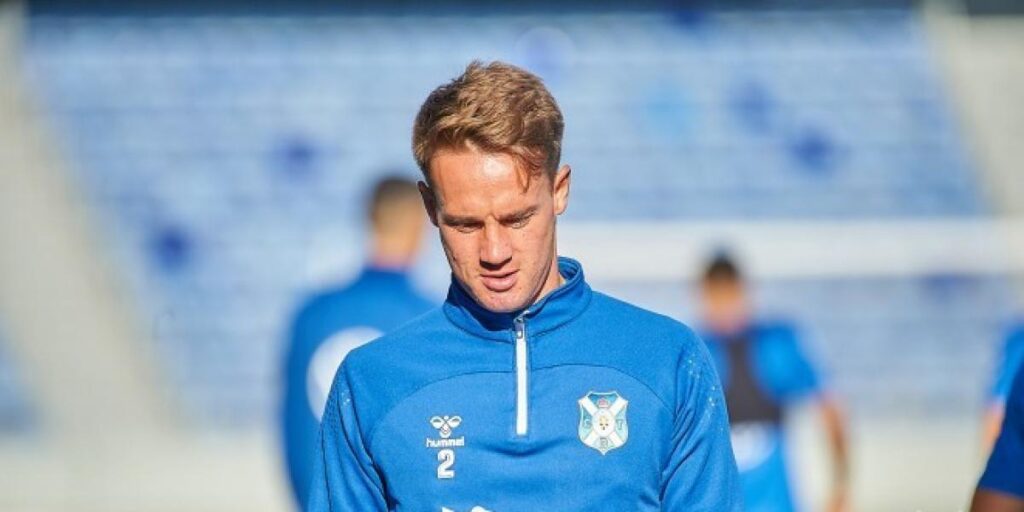 Pablo Larrea se perderá el partido ante el Huesca por sanción