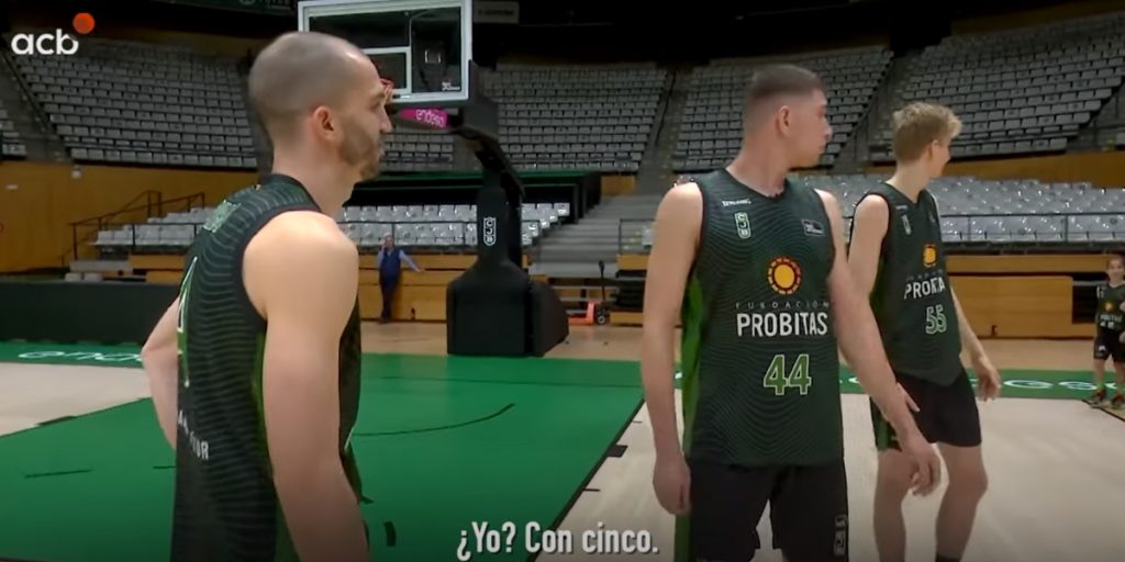 Parra recibió el premio a Mejor Joven por sorpresa