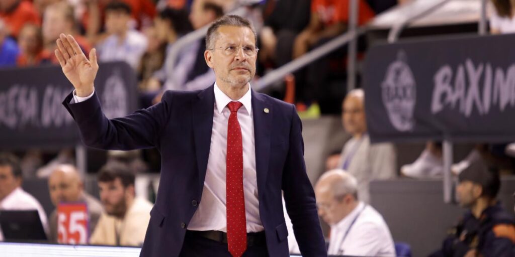 Pedro Martínez: "El equipo no se aguanta"