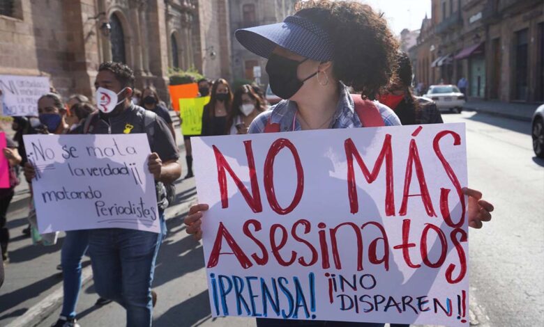 Periodistas y medios se ven amenazados en América: SIP