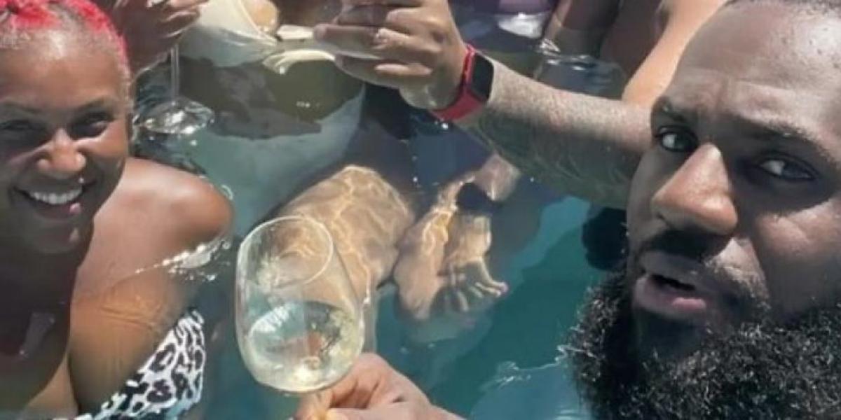 Playa, pesca y bailoteos: las vacaciones de LeBron James en las Maldivas