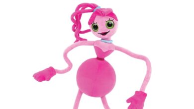 Poppy Playtime Capítulo 2: Se revela el peluche oficial Mommy Long Legs