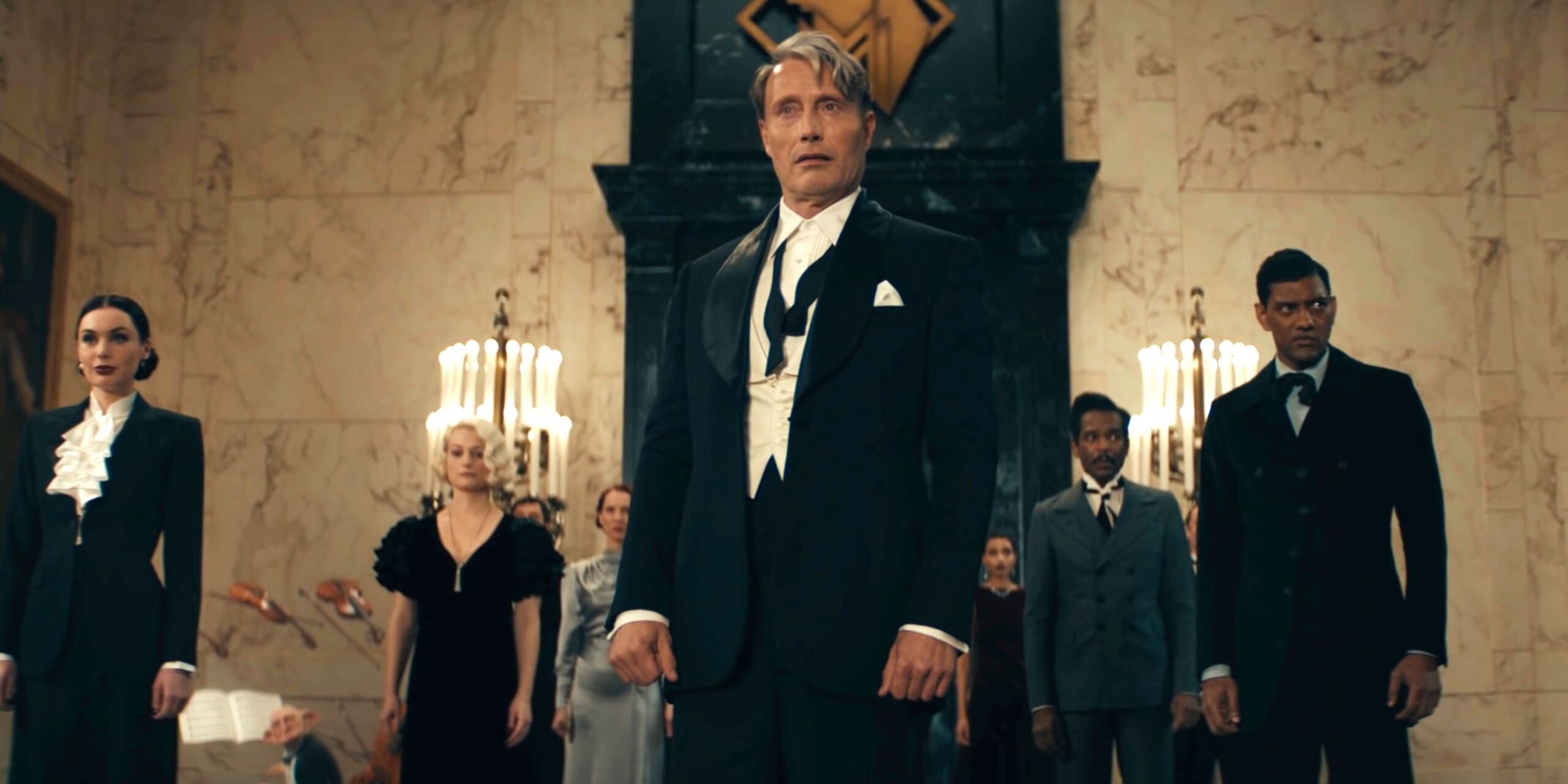 Por qué Fantastic Beasts 3 no se dirige a Johnny Depp Grindelwald Recast