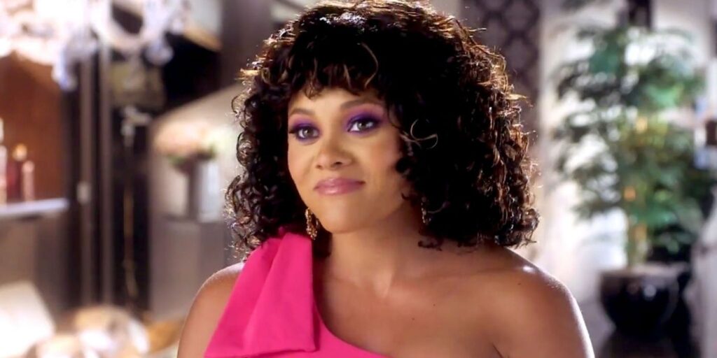 RHOP: Ashley Darby comparte una canción sobre recibir un pago en medio de la separación