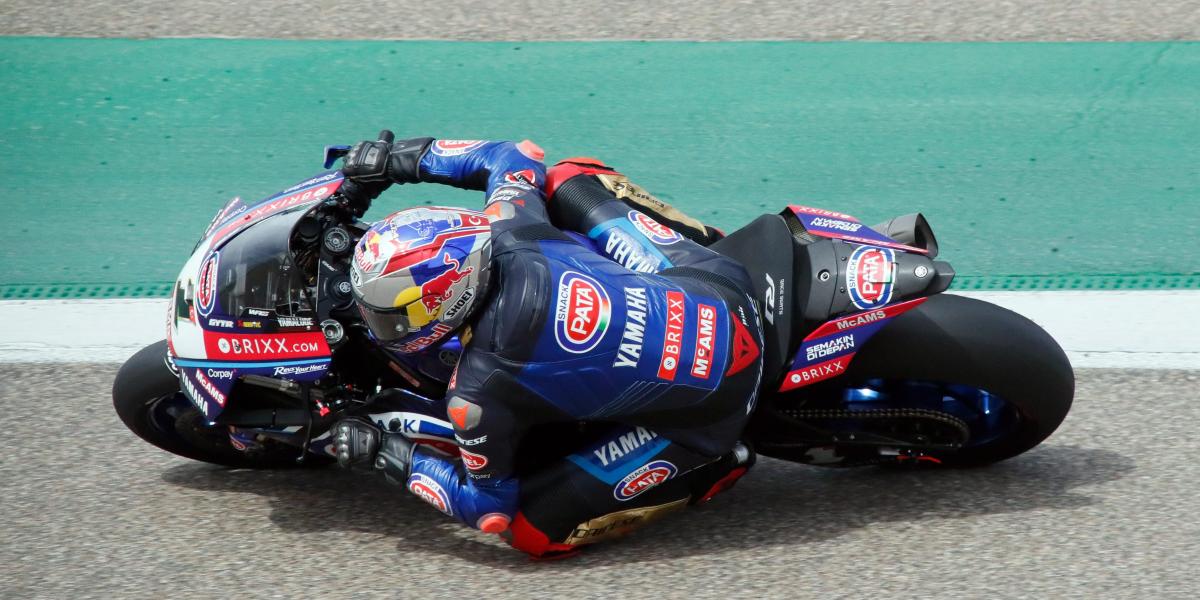 Razgatlioglu, 'pole' en Aragón con Bautista y Rea en primera fila