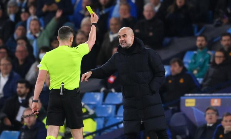 Rebote de Guardiola con el árbitro del City-Madrid