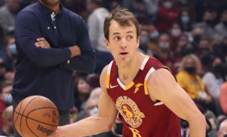 Sitúan a Kevin Pangos en el Armani Milan