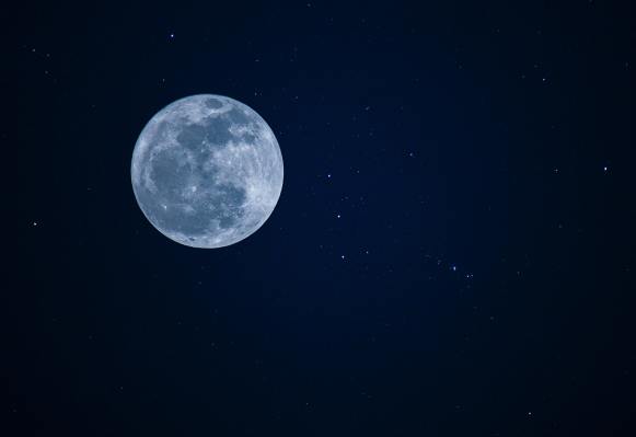 Starlight dispara a la luna, con el objetivo de construir el Brex de crypto