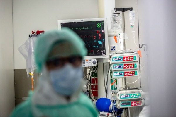 Tencent y científicos chinos utilizan aprendizaje profundo para predecir casos fatales de COVID-19