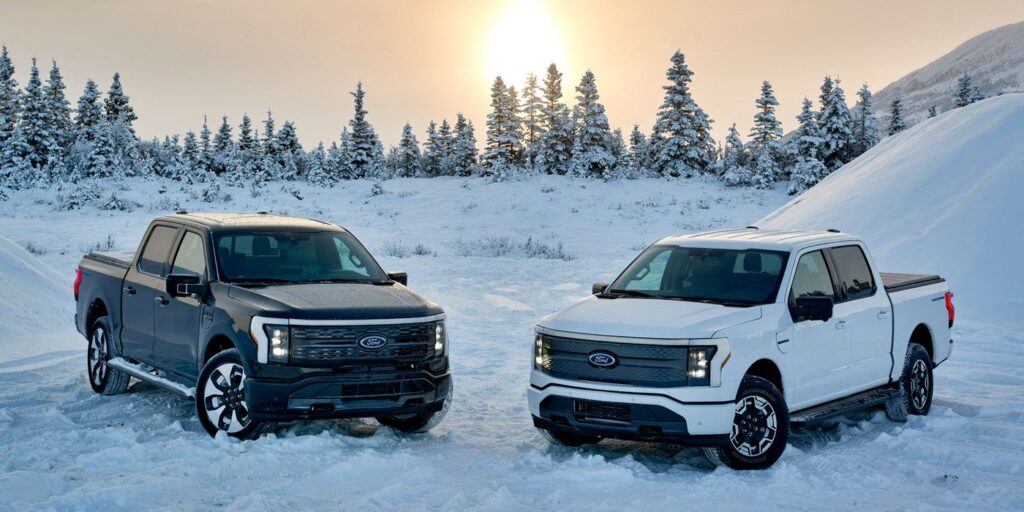 Tesla se queda atrás del mercado de camiones EV, a medida que se lanza Ford F-150 Lightning