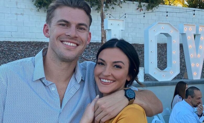 Tia Booth se compromete en Bachelor Live On Stage en Atlanta