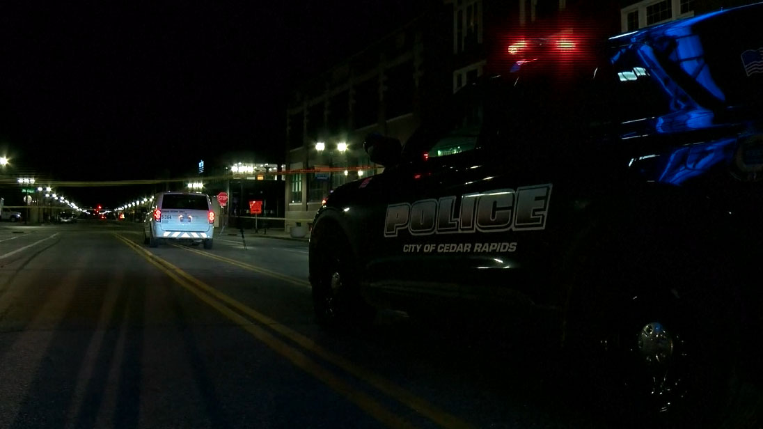 Tiroteo en un club nocturno en Iowa deja muertos y heridos