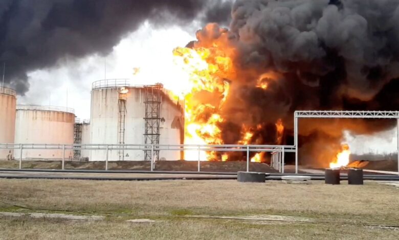 Ucrania rechaza acusación de Rusia de haber atacado depósito de combustible | Video