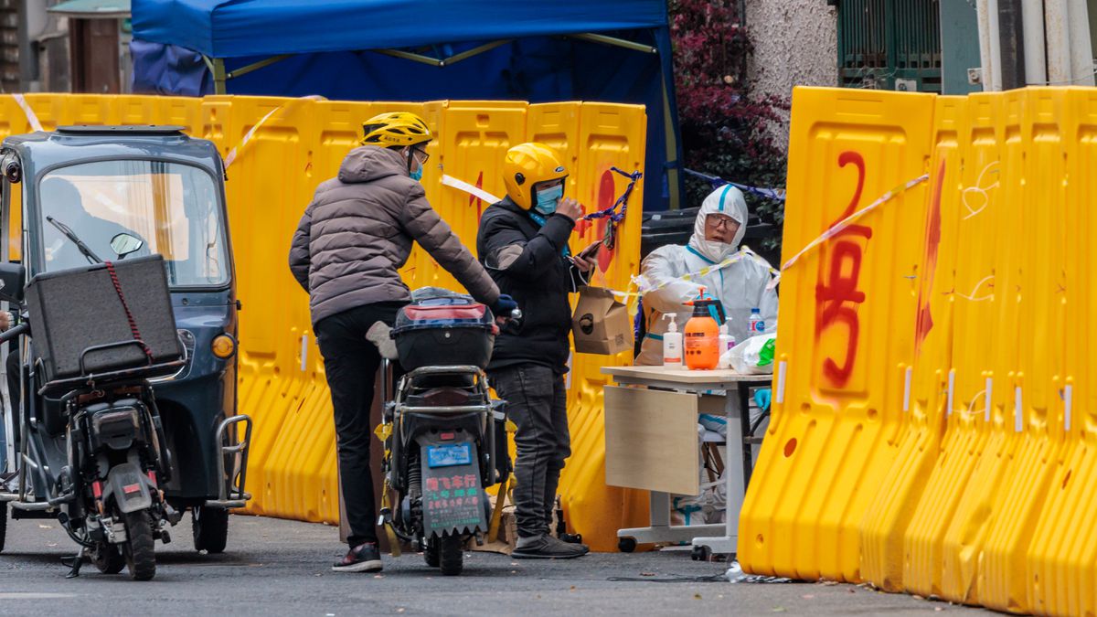 Vídeo | ¿Por qué han subido los casos de covid en algunos países de Europa y Asia?