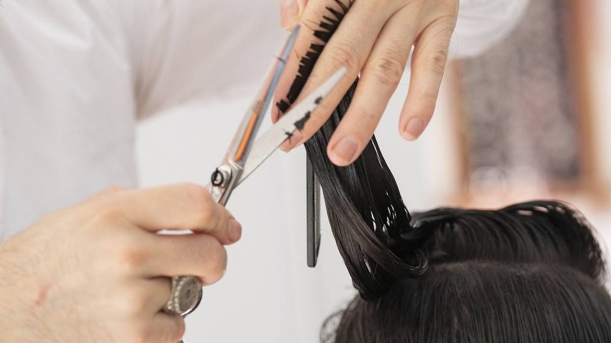 ¿Cuándo abrirán las peluquerías en España?