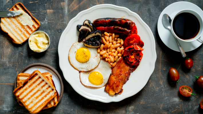 ¡Yo!  El huevo irrumpe en los restaurantes de EE. UU. con huevos escalfados a base de plantas con el lado soleado hacia arriba