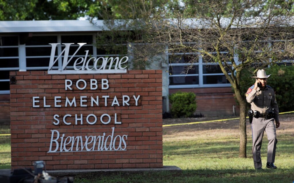"¿Cuántos niños más morirán?", cuestiona UNICEF ante tiroteo en Uvalde, Texas