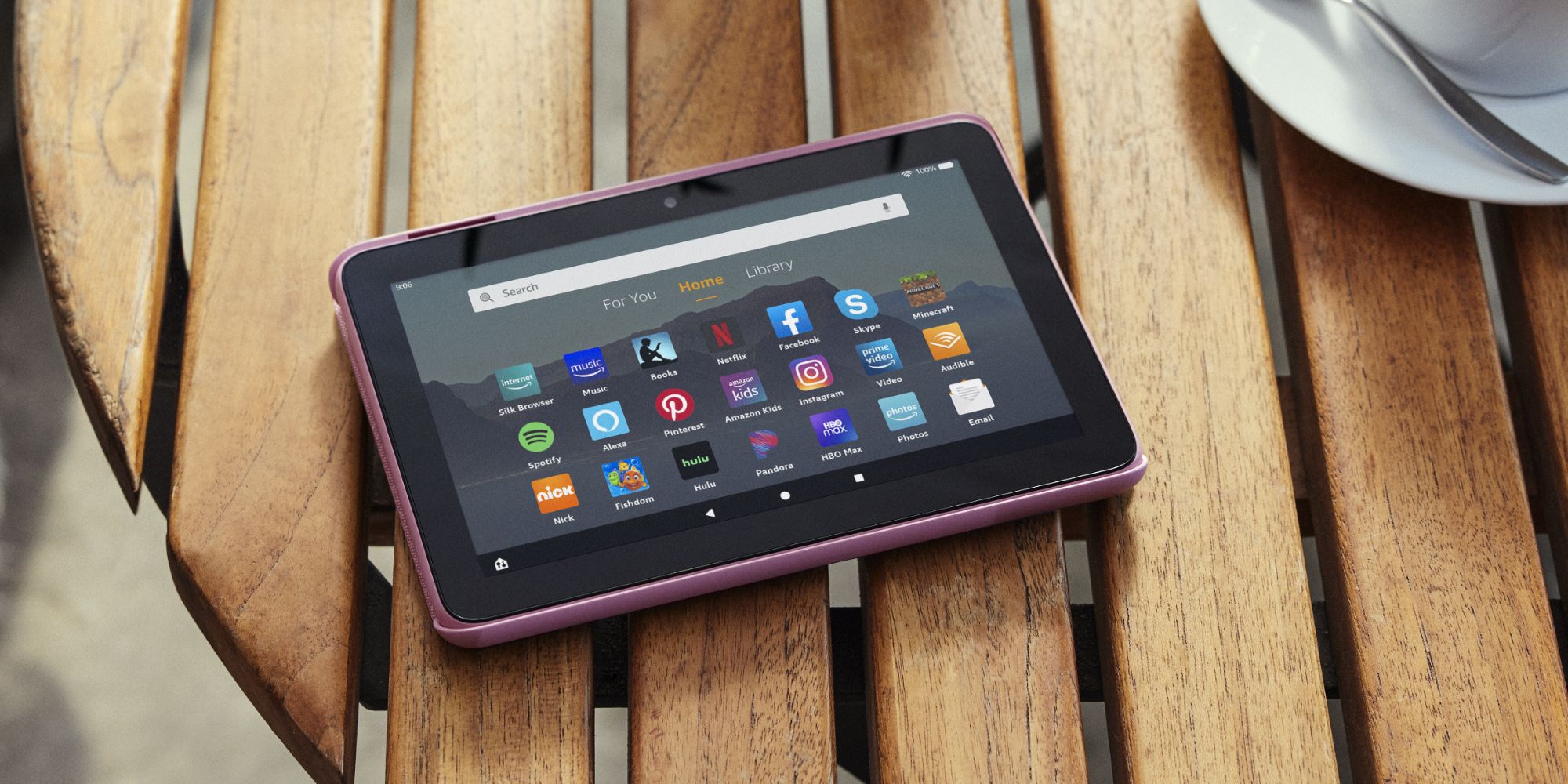 ¿La tableta Amazon Fire 7 (2022) tiene una ranura para tarjeta SD?