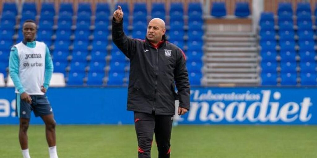 0-0, Efesé y 'Lega' empatan en un partido con poca tensión