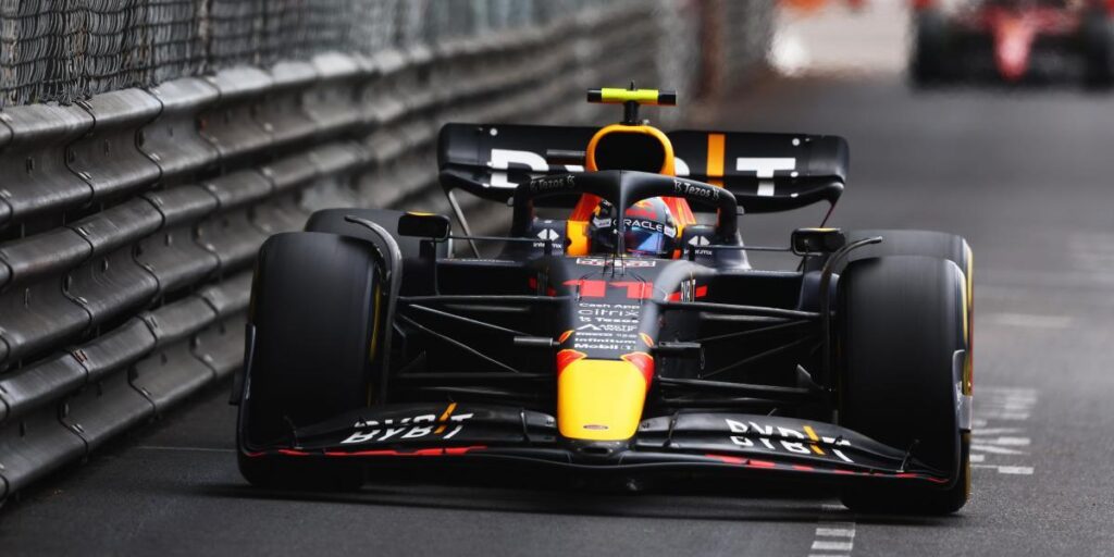 'Checo' Pérez triunfa en Mónaco y le arrebata el sueño a Sainz