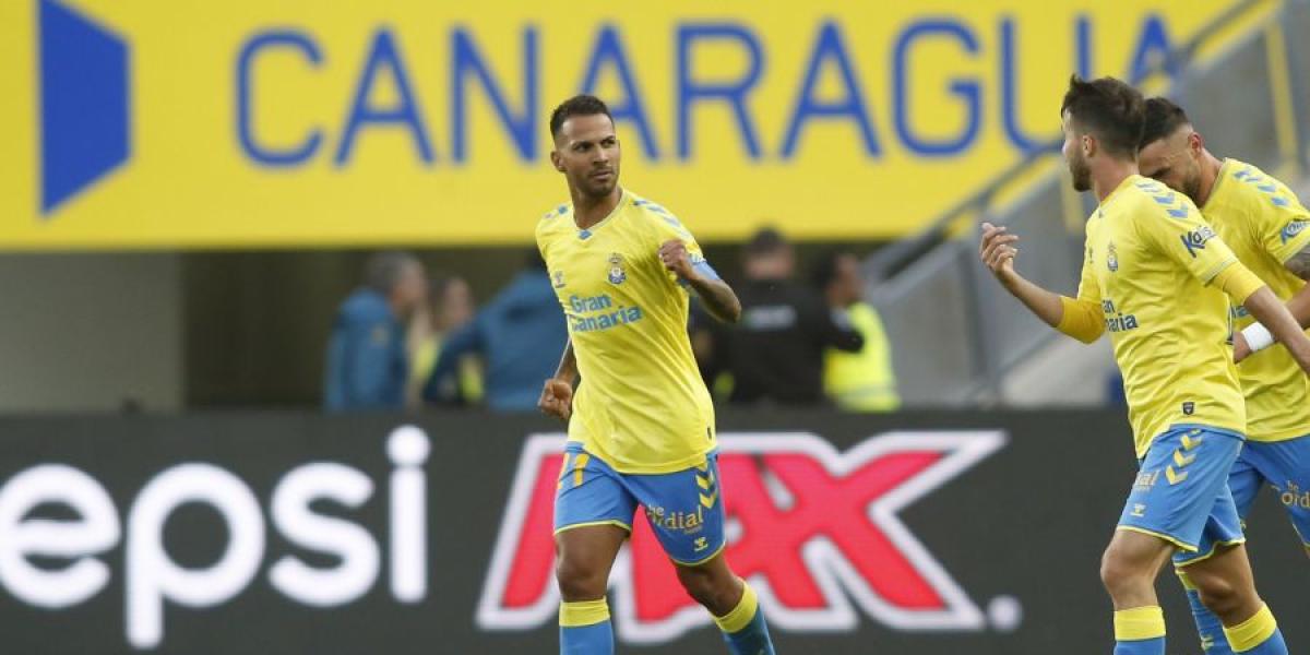 1-0: Jonathan Viera y Valles valen una victoria para seguir soñando