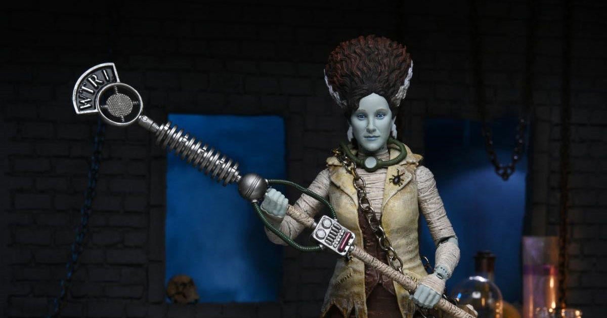 La línea de figuras Universal Monsters x TMNT de NECA agrega a April O’Neil como la novia