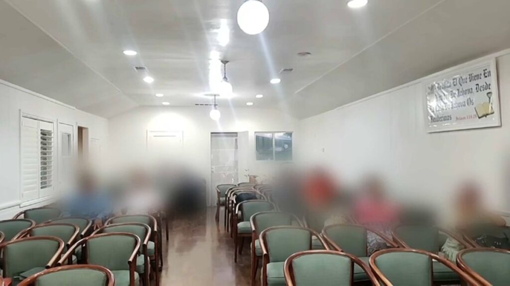 Arrestan a dos miembros de la familia de niña muerta durante presunto exorcismo en iglesia de San José