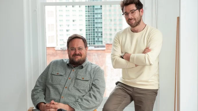 Micah Fitzerman Blue Noah Harpster analgésico