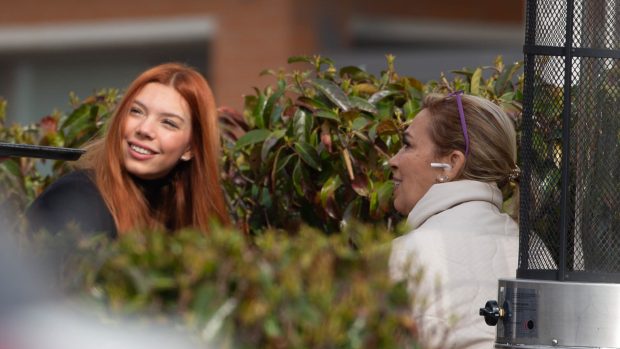 Alejandra Rubio y Carmen Borrego sonriendo / Gtres