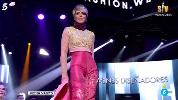 Rocío Carrasco desfilando / Telecinco