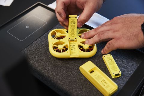 PMX Dron Snapchat Pixy en uso