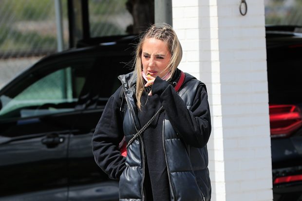 Rocío Flores paseando / Gtres