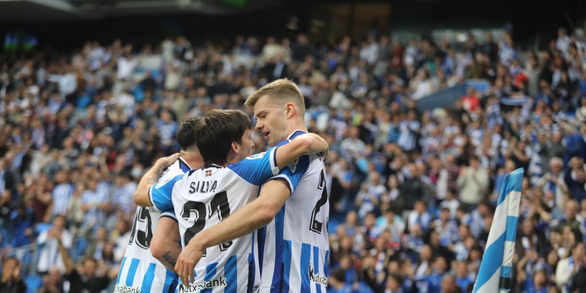 3-0: Silva brilla y la Real ya es europea