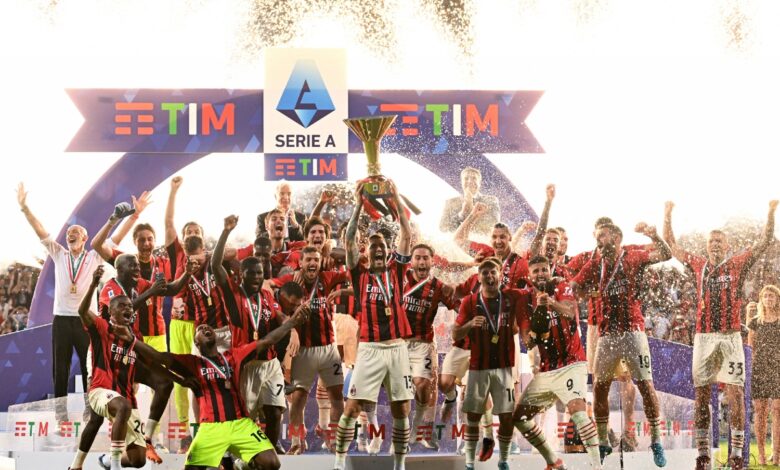 AC Milan levanta el 'Scudetto' en la Serie A, luego de 11 años de sequía | Video
