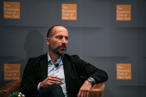 Accionistas de Uber se acercan a aprobar propuesta de divulgación de cabildeo